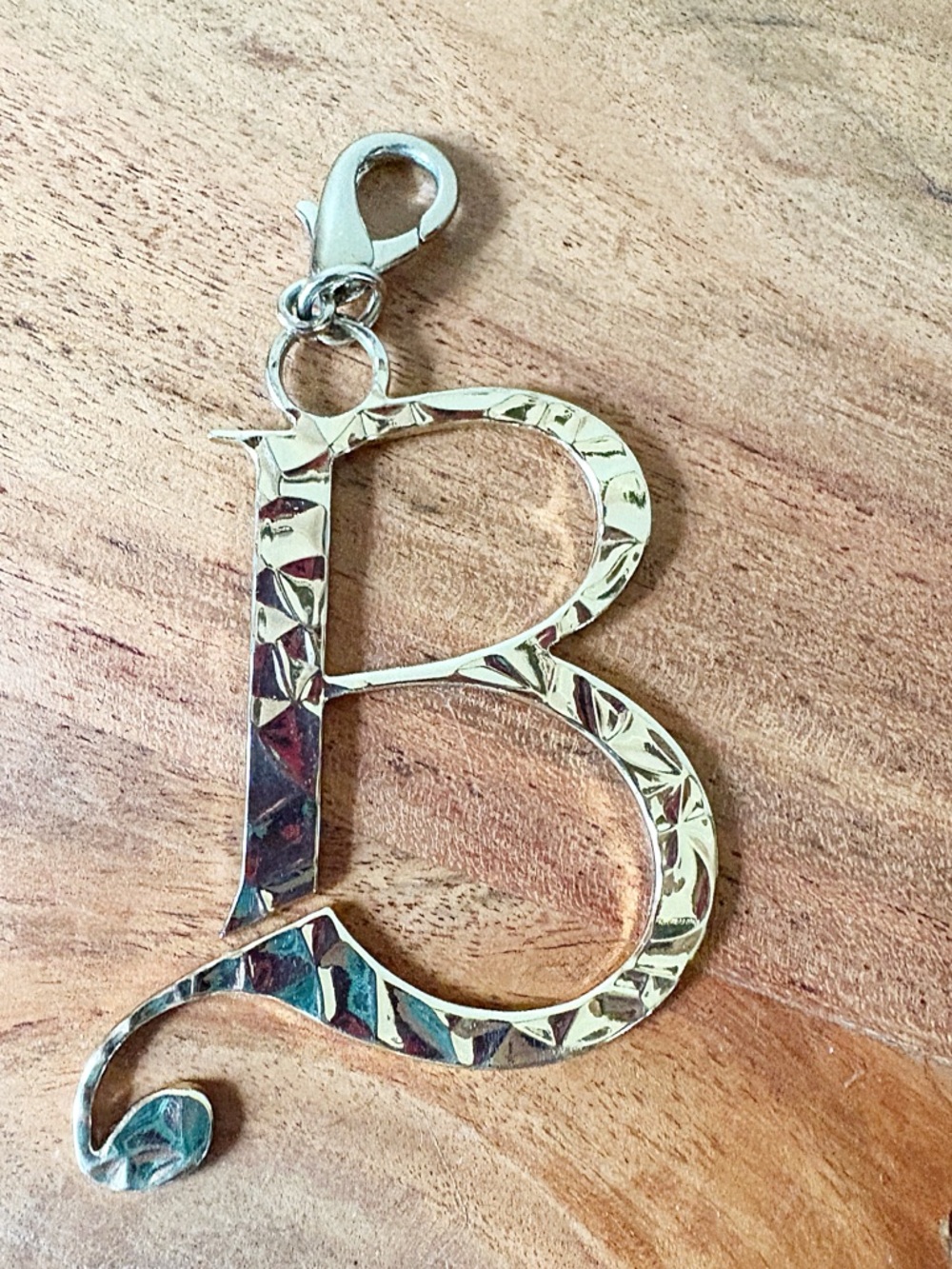 ♥️💖 Beyoncé Gold B Bag Charm Keychain Gift
